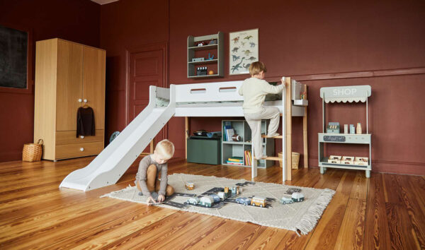 NOR mid-high bed with slide