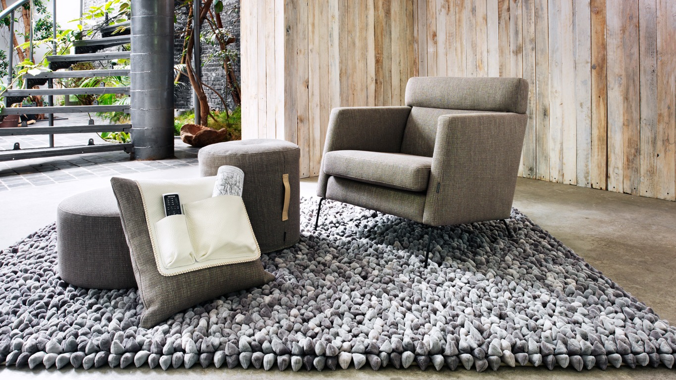 DEGANO CHAIR