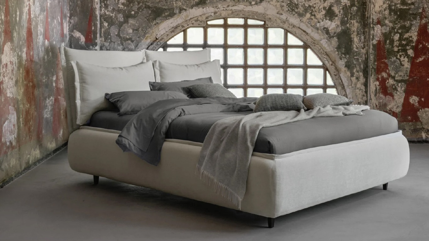 SOMNIA
